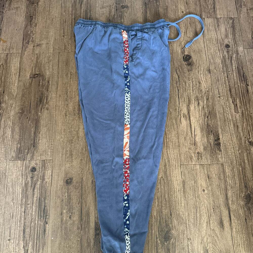 Knox Rose Women's Navy Blue Joggers with Floral Side Stripe